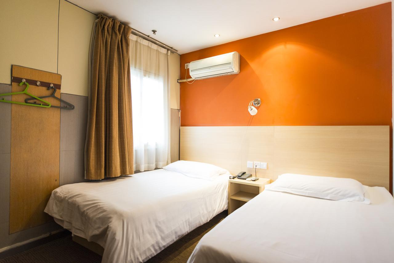 Motel Chongqing Jiefangbai Hongyadong Pedestrian Street Buitenkant foto