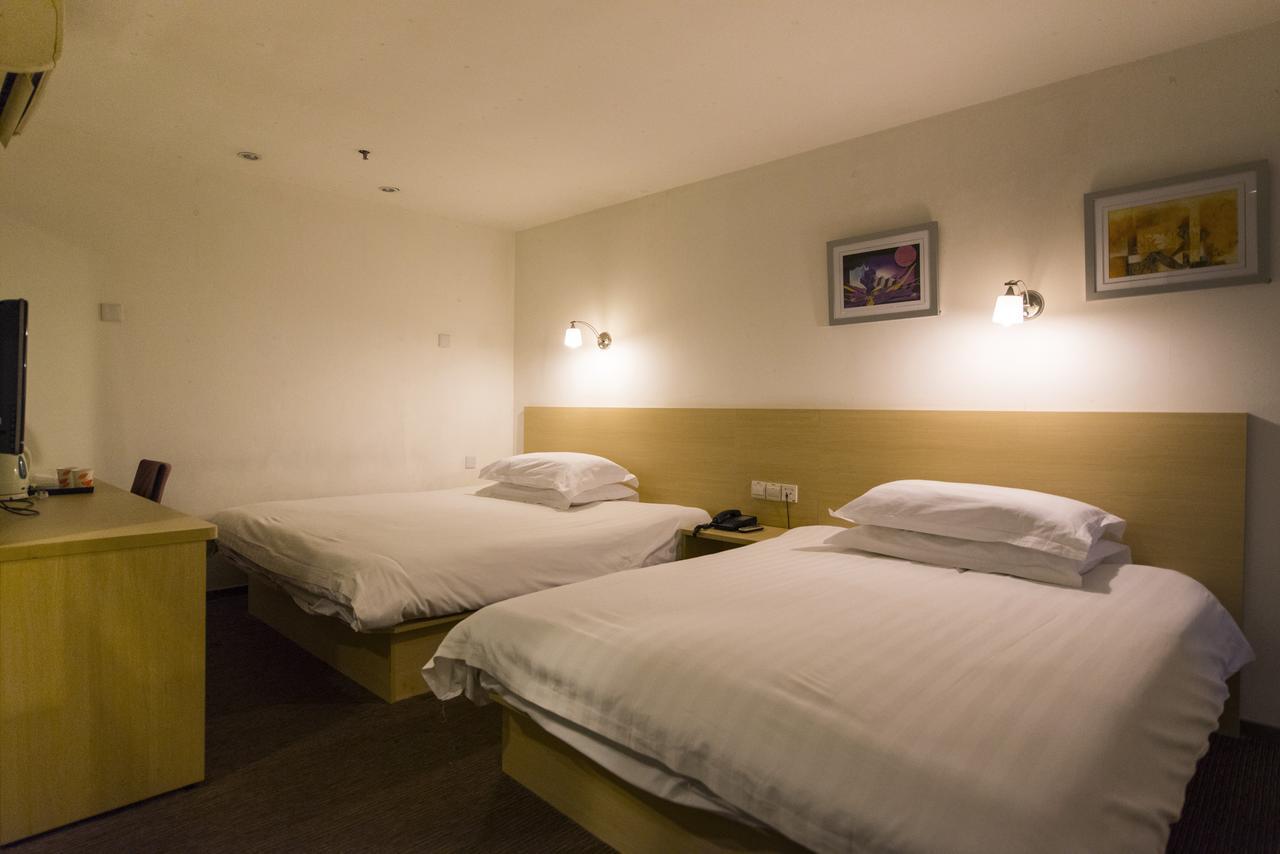 Motel Chongqing Jiefangbai Hongyadong Pedestrian Street Buitenkant foto