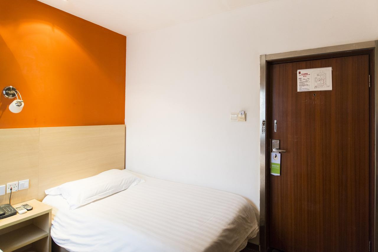 Motel Chongqing Jiefangbai Hongyadong Pedestrian Street Buitenkant foto